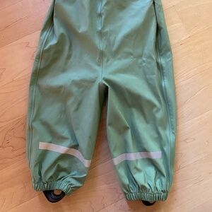 2T green rain overalls with straps